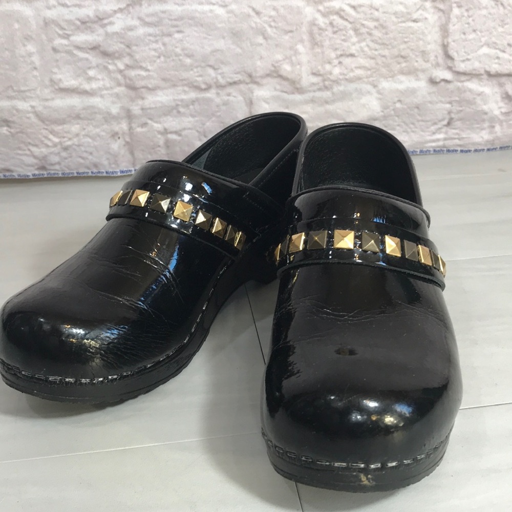 Koi by Sanita Black patent leather clog size 7